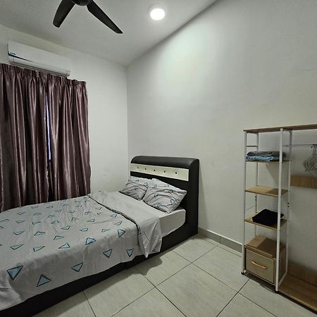 Bsp21 Family Homestay Jenjarum Екстер'єр фото
