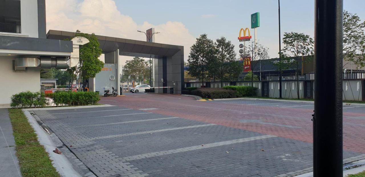 Bsp21 Family Homestay Jenjarum Екстер'єр фото
