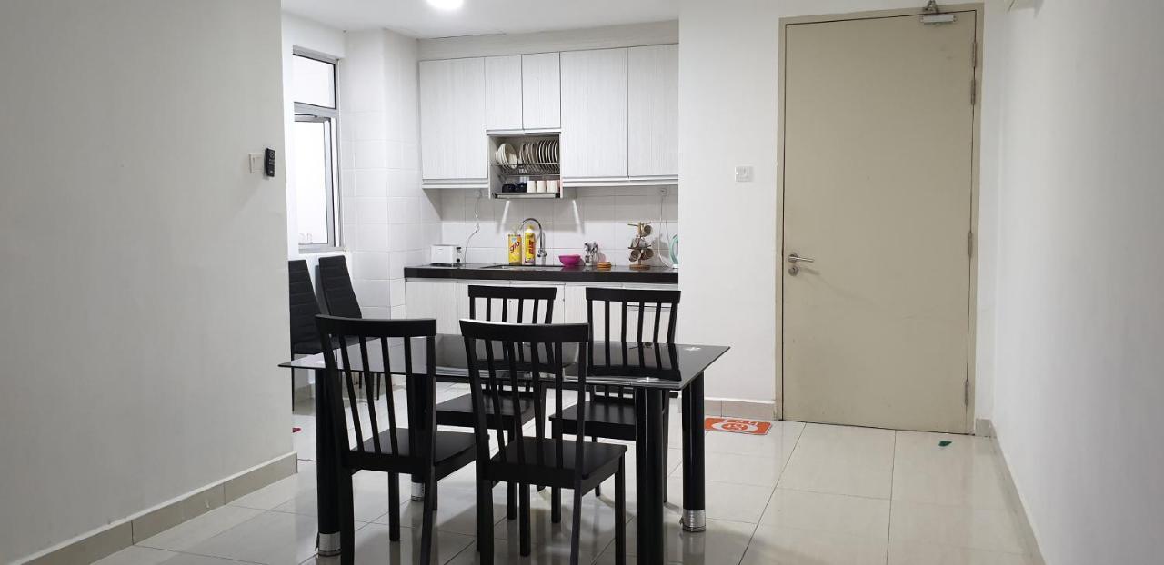 Bsp21 Family Homestay Jenjarum Екстер'єр фото
